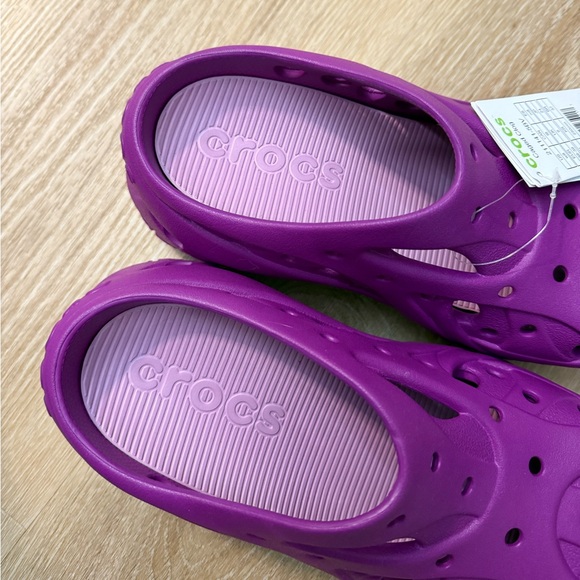 NWT Crocs Caged Clogs Grapeberry W8 - Picture 4 of 5